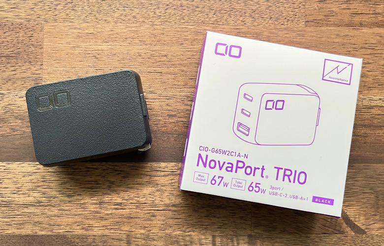 【CIO NovaPort TRIOレビュー】最大65W出力でPCも充電可能！3台同時充電でも45W高出力の超小型軽量充電器