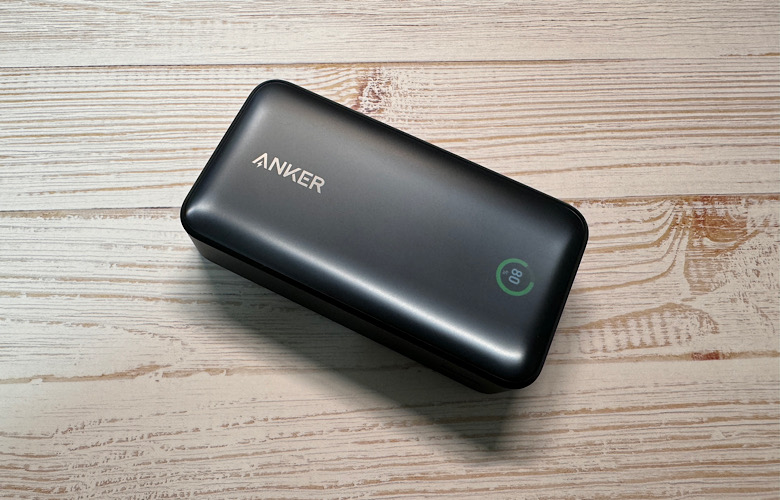 Anker Power Bank (10000mAh, 30W)レビュー！おしゃれなディスプレイを搭載した高性能モバイルバッテリー